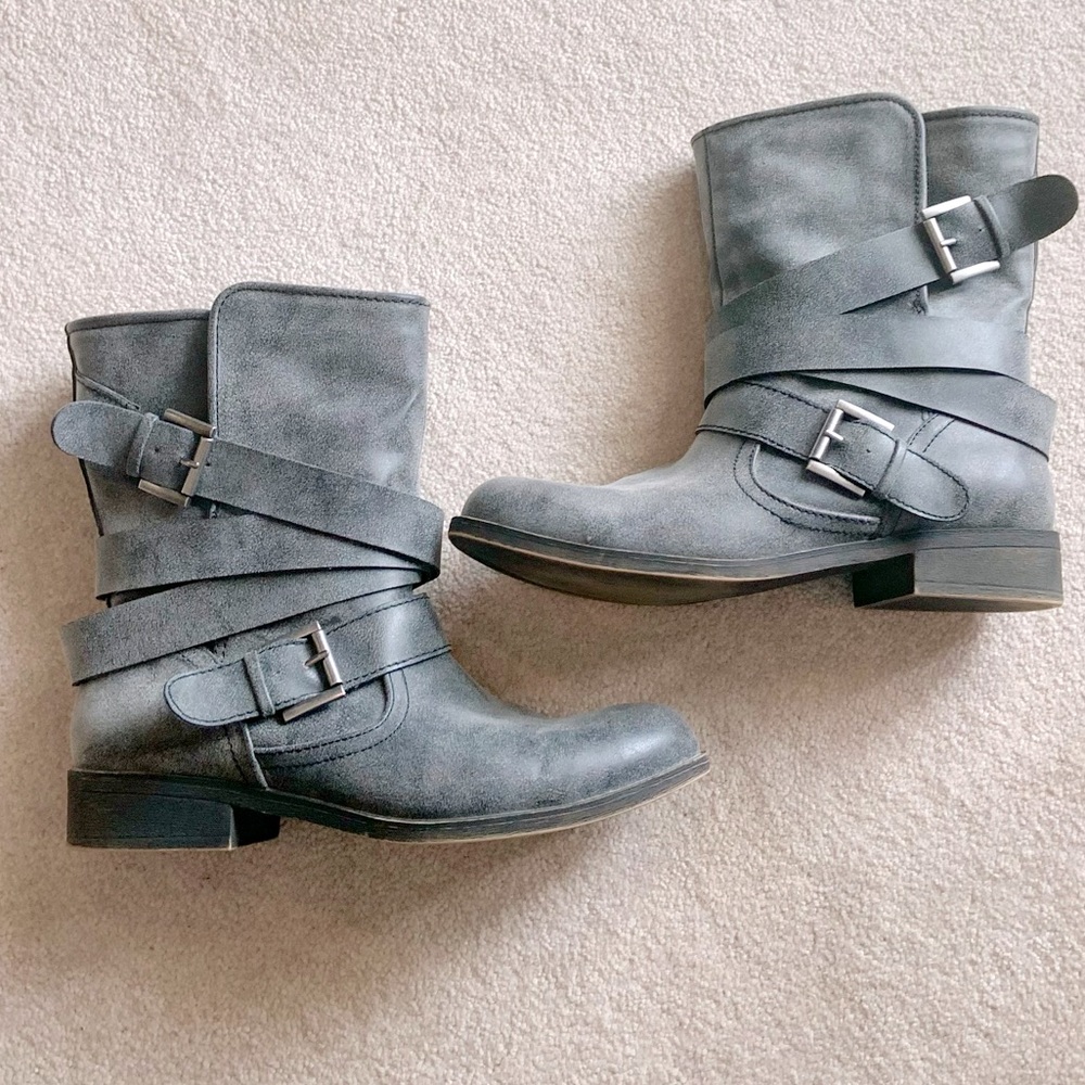 Steve Madden boots
